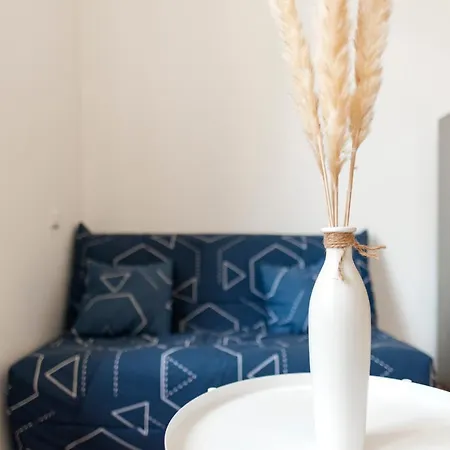 شقة Studio Boheme Chic - Cosy & Climatise - Entre Gare & Cite