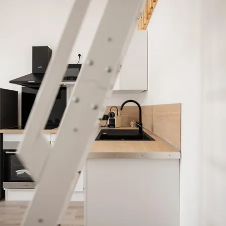 Studio Boheme Chic - Cosy & Climatise - Entre Gare & Cite شقة