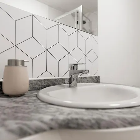 Studio Boheme Chic - Cosy & Climatise - Entre Gare & Cite