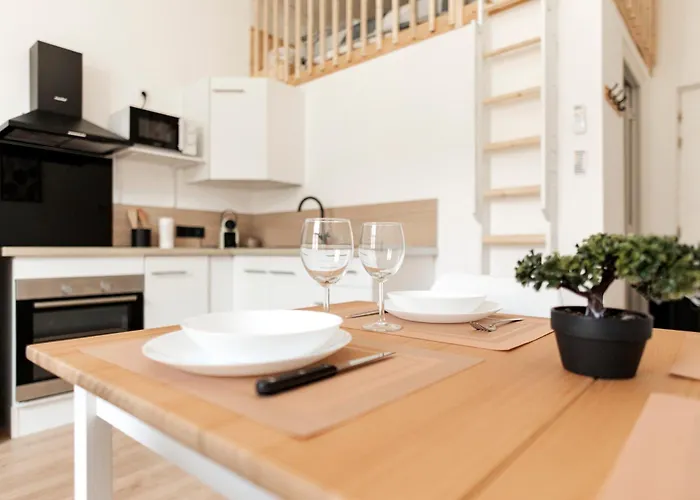 Montsejour - Superbe Climatise Mezzanine Apartamento *